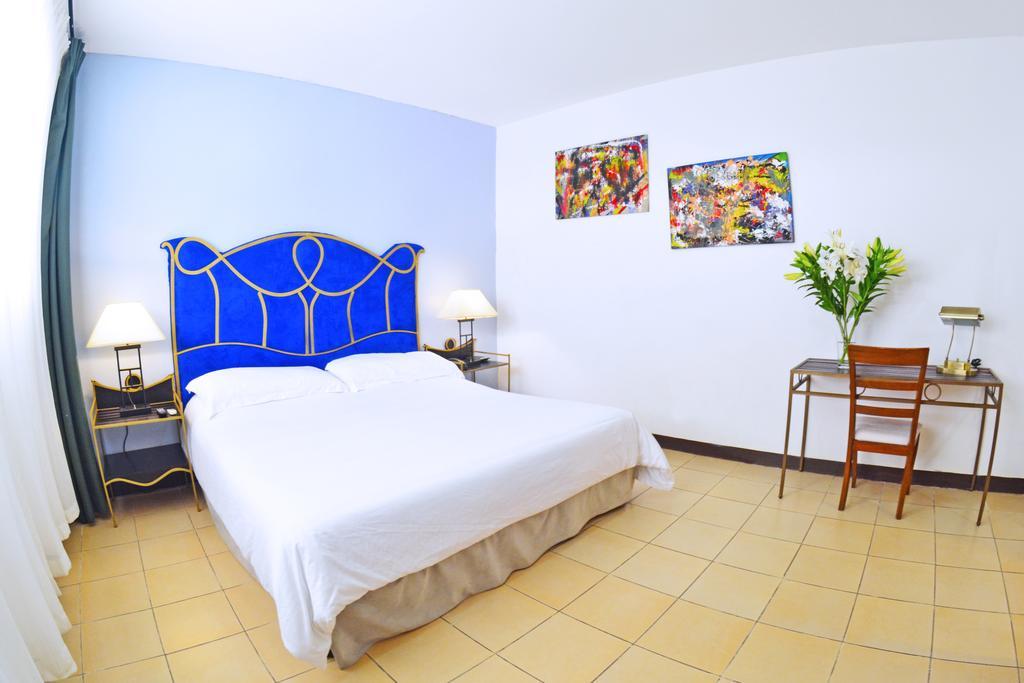 Hotel Angel Azul Managua Kültér fotó